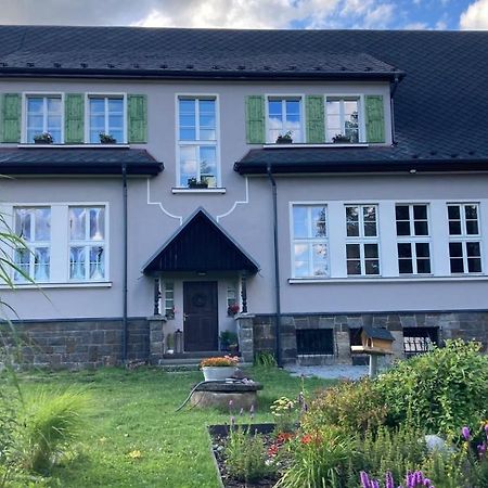 Apartmany Ceska Skola Lipova  Exterior foto
