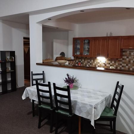 Apartmany Ceska Skola Lipova  Exterior foto