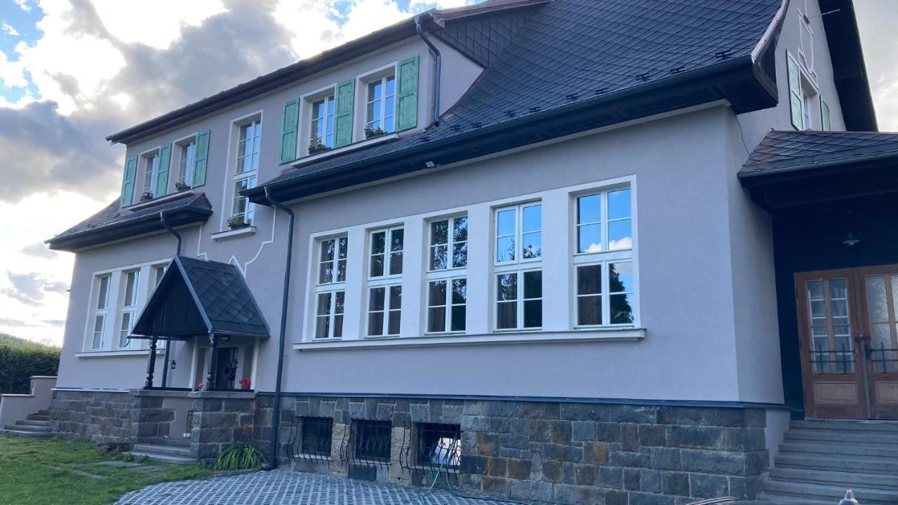 Apartmany Ceska Skola Lipova  Exterior foto